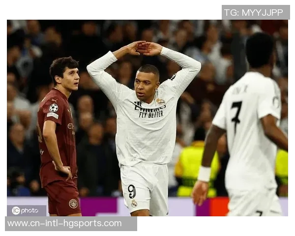 姆巴佩上演帽子戏法荣膺欧冠最佳球员官方宣布他表现出色 姆巴佩上演帽子戏法荣膺欧冠最佳球员官方宣布他表现出色