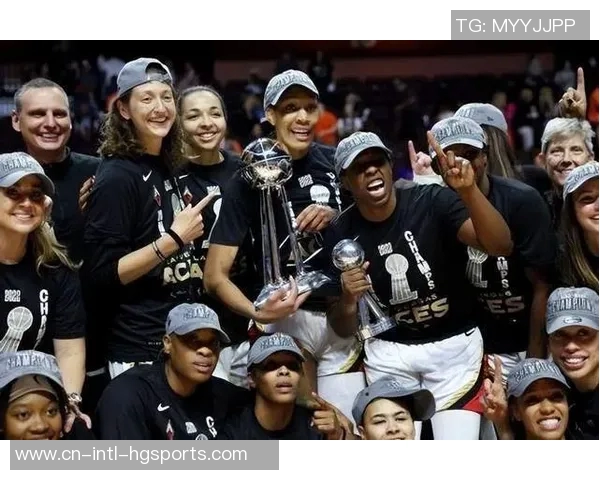 哈蒙执教王牌四年三夺总冠军成就WNBA传奇教练之路 哈蒙执教王牌四年三夺总冠军成就WNBA传奇教练之路