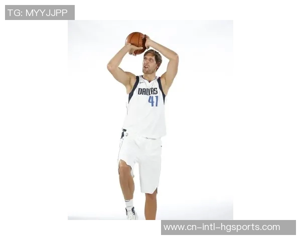 独行侠与诺维茨基共同揭幕家乡第4座翻新球场展现篮球魅力